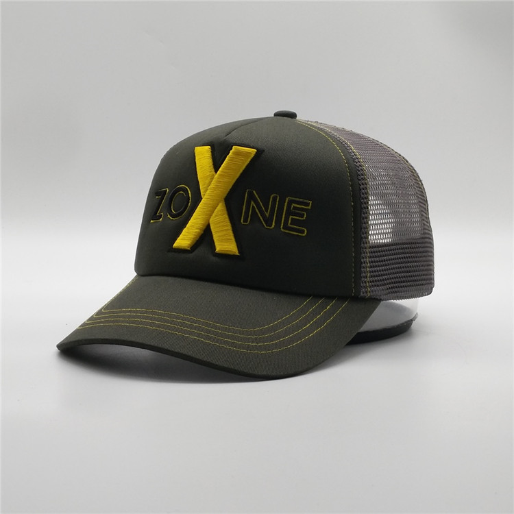 Customized Made Curve Brim Dark Grey 3D Embroidery Logo Design Blank 5 Panel Foam Unstructured Back Mesh Trucker Hats