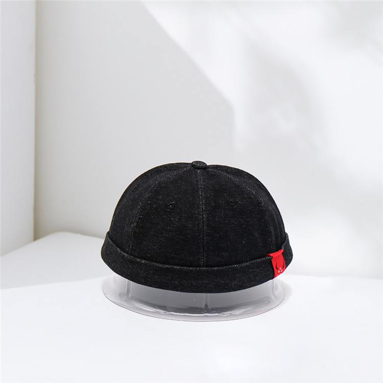 High Quality Embroidered Rolled Caps,Customized Plastic Buckle Docker Caps,Washed Black Brimless Hats