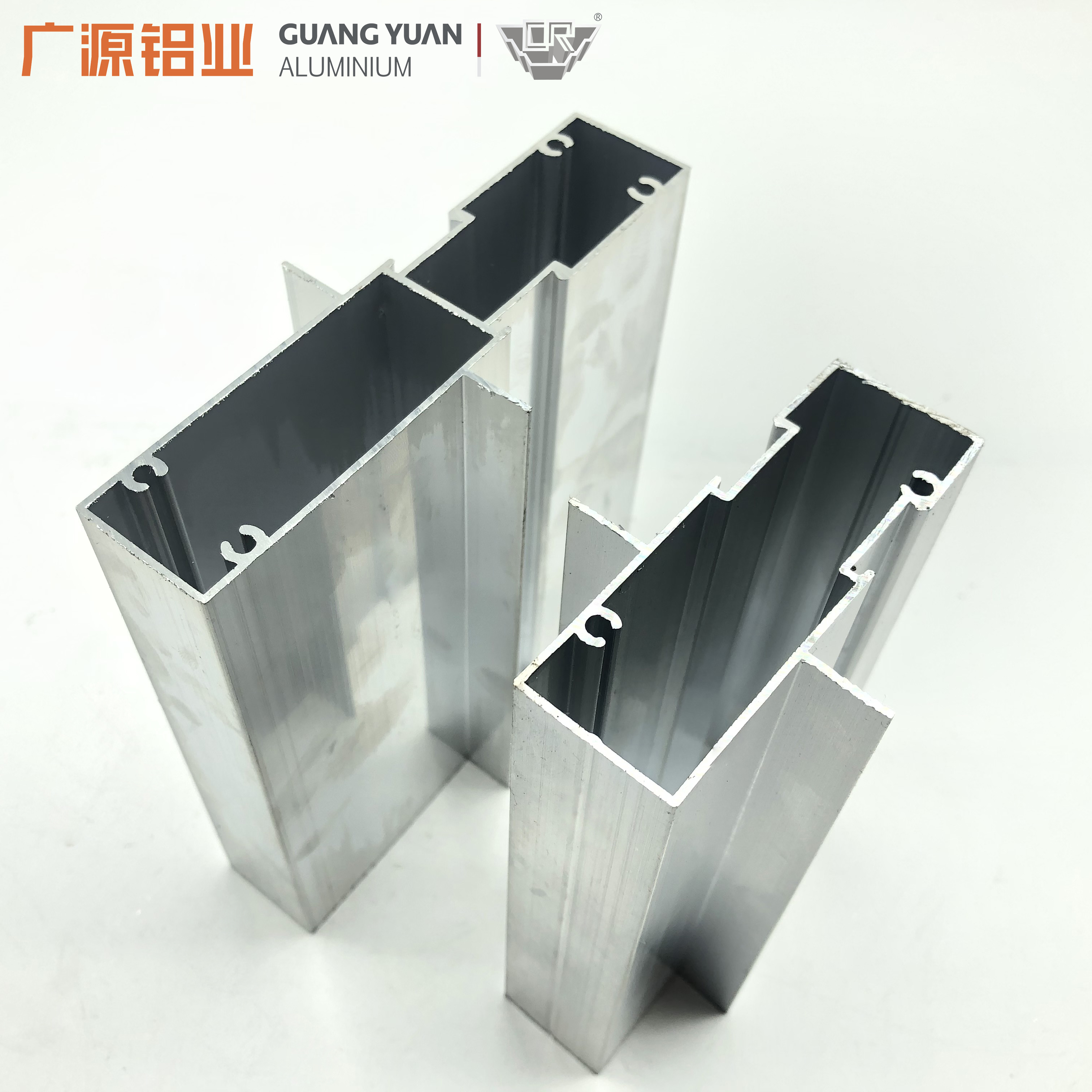 Aluminium sliding door profiles